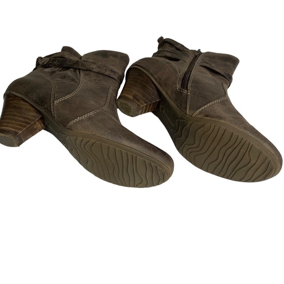 Bare Traps Like New Side Zip Distressed  Brown Ankle Boot 2” Stacked Heel Size 7 - Picture 10 of 12